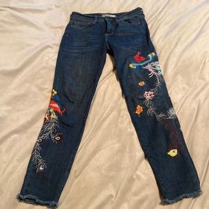Free People embroidered jeans EUC